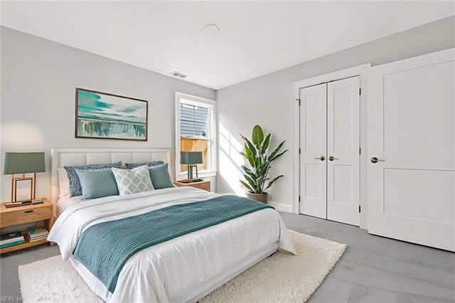 114 70th ST, Virginia Beach, VA 23451