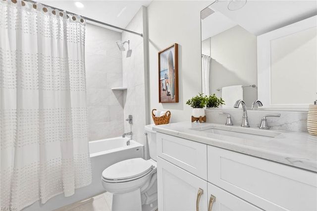 114 70th ST, Virginia Beach, VA 23451