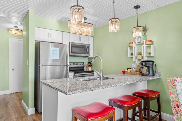 388 Notch Lane 8, Branson West, MO 65737