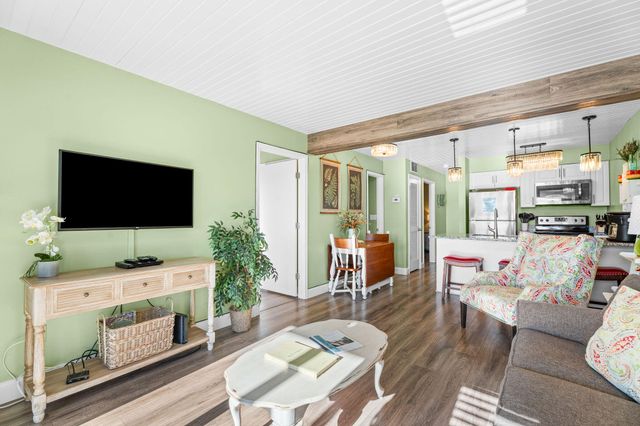 388 Notch Lane 8, Branson West, MO 65737