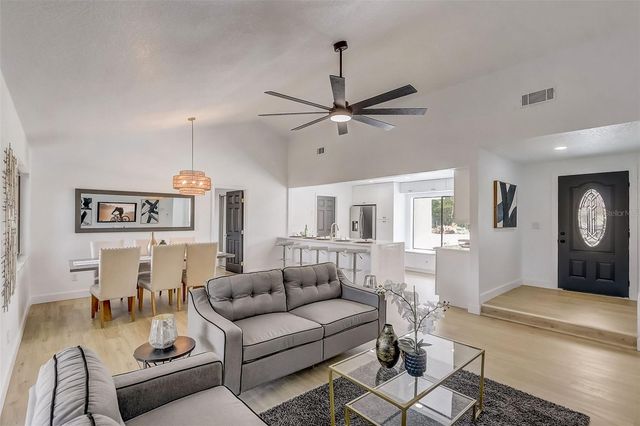 319 LOCH LOMOND AVENUE, Longwood, FL 32750