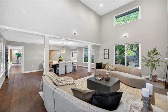 100 Sleeper Avenue, Mountain View, CA 94040