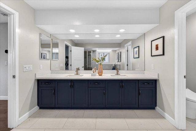 100 Sleeper Avenue, Mountain View, CA 94040