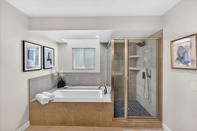 100 Sleeper Avenue, Mountain View, CA 94040
