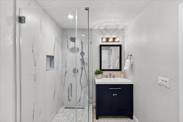 100 Sleeper Avenue, Mountain View, CA 94040