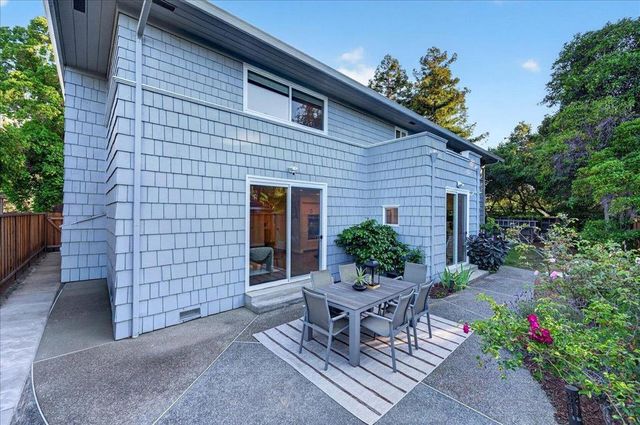 100 Sleeper Avenue, Mountain View, CA 94040