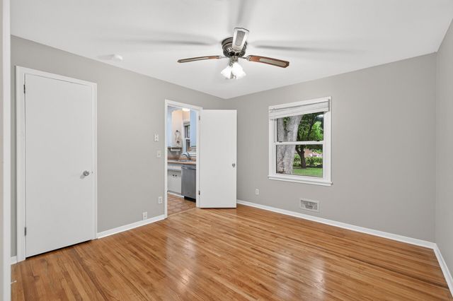 6941 Idaho Avenue N, Brooklyn Park, MN 55428