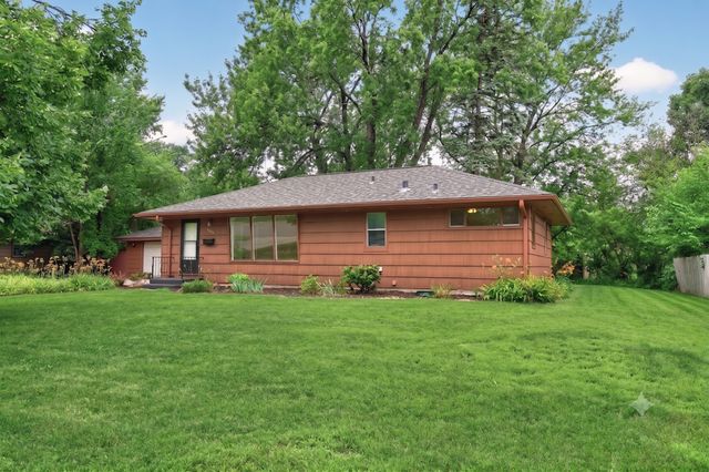 6941 Idaho Avenue N, Brooklyn Park, MN 55428