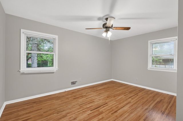 6941 Idaho Avenue N, Brooklyn Park, MN 55428