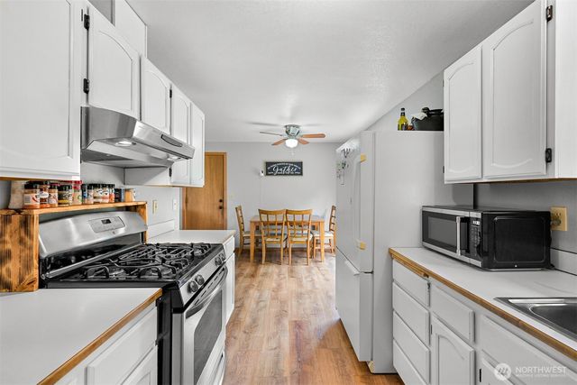 300 Cashmere Lane, Everson, WA 98247