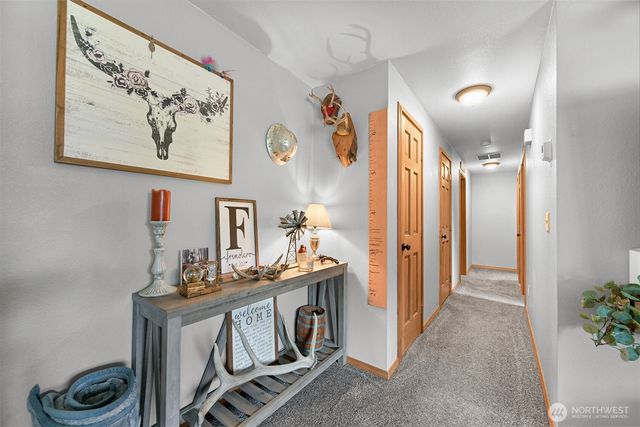 300 Cashmere Lane, Everson, WA 98247
