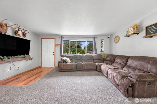 300 Cashmere Lane, Everson, WA 98247