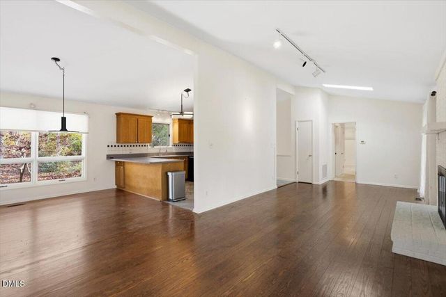 620 Sugarberry Road, Chapel Hill, NC 27514