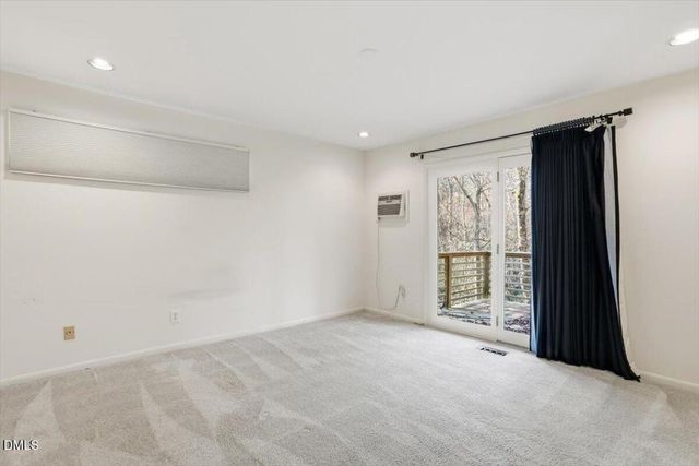 620 Sugarberry Road, Chapel Hill, NC 27514