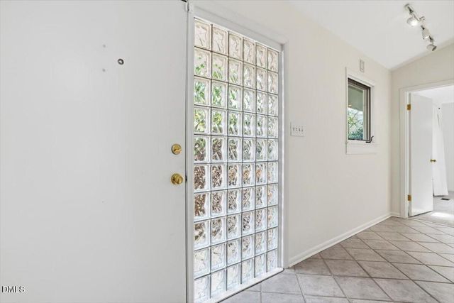 620 Sugarberry Road, Chapel Hill, NC 27514