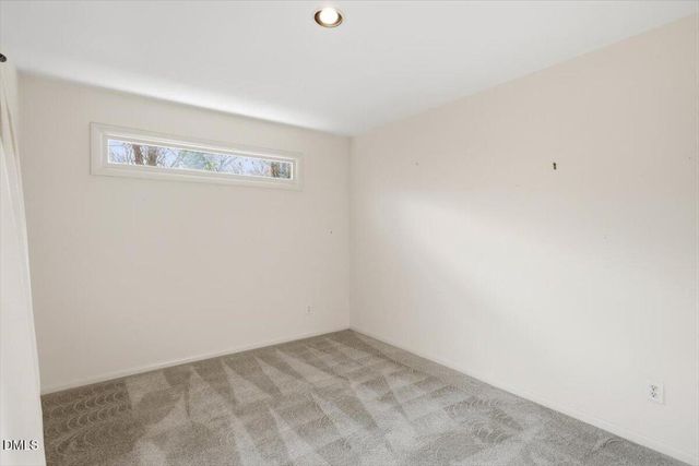 620 Sugarberry Road, Chapel Hill, NC 27514