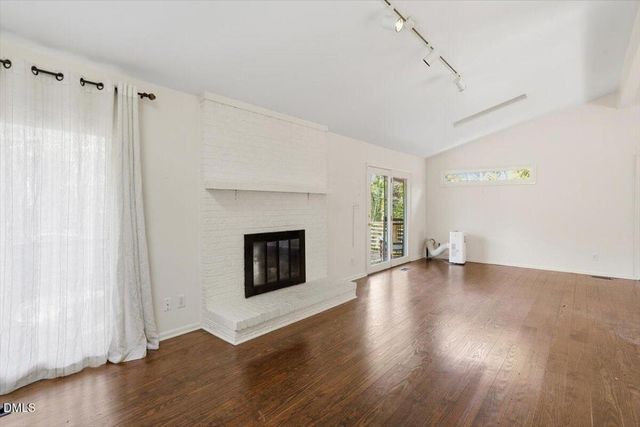 620 Sugarberry Road, Chapel Hill, NC 27514