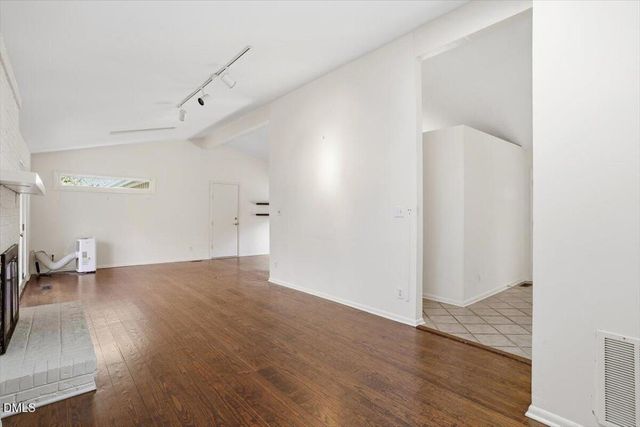 620 Sugarberry Road, Chapel Hill, NC 27514