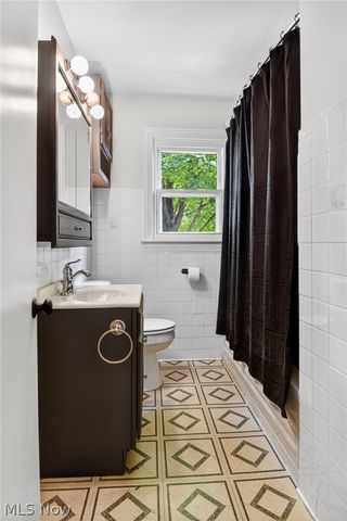 555 Secrist Lane, Girard, OH 44420