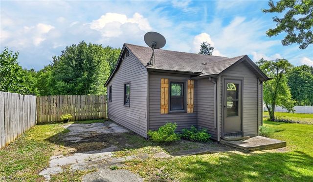 555 Secrist Lane, Girard, OH 44420