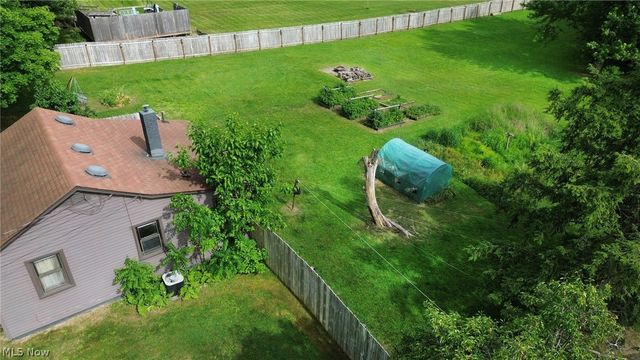 555 Secrist Lane, Girard, OH 44420