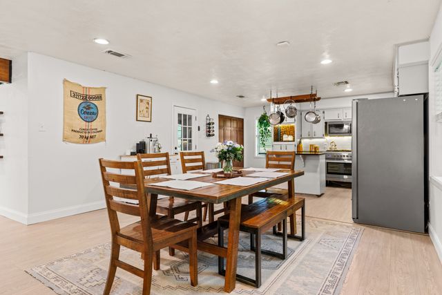 704 W Elizabeth Drive, Robinson, TX 76706