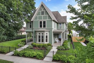 920 Geneva STREET, Lake Geneva, WI 53147