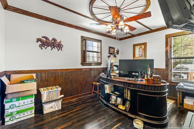 425 Old Pleasanton, San Antonio, TX 78264