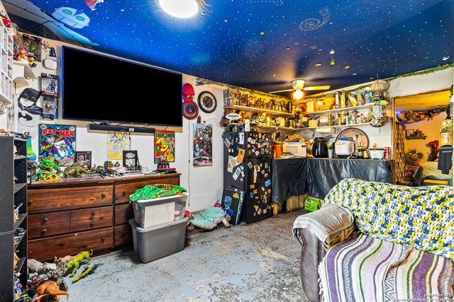 425 Old Pleasanton, San Antonio, TX 78264