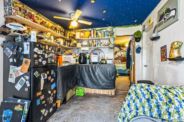 425 Old Pleasanton, San Antonio, TX 78264