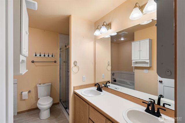 6001 Whale Dancer Court NE, Suquamish, WA 98392