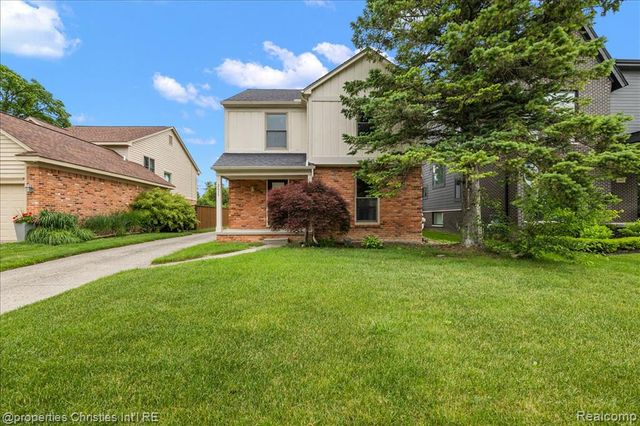 2635 Dorchester Road, Birmingham, MI 48009