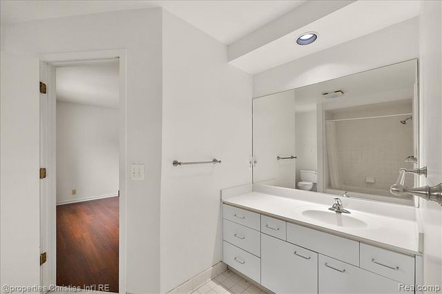 2635 Dorchester Road, Birmingham, MI 48009