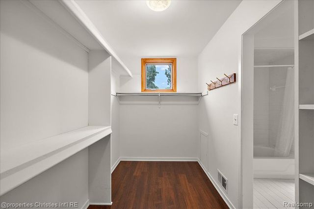 2635 Dorchester Road, Birmingham, MI 48009