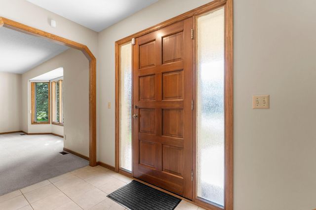 10130 31st Avenue N, Plymouth, MN 55441