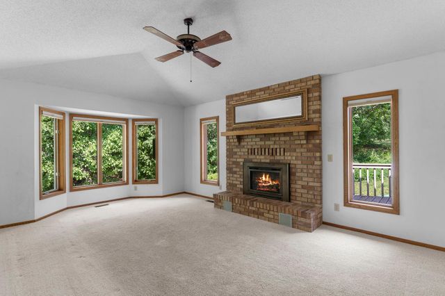 10130 31st Avenue N, Plymouth, MN 55441