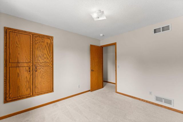 10130 31st Avenue N, Plymouth, MN 55441