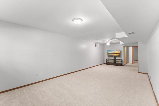 10130 31st Avenue N, Plymouth, MN 55441