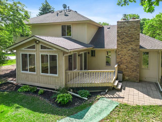 10130 31st Avenue N, Plymouth, MN 55441