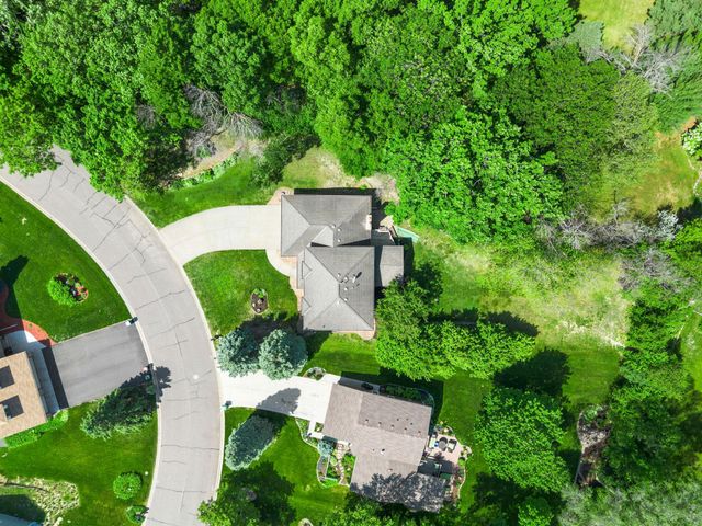10130 31st Avenue N, Plymouth, MN 55441