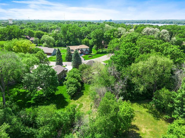 10130 31st Avenue N, Plymouth, MN 55441
