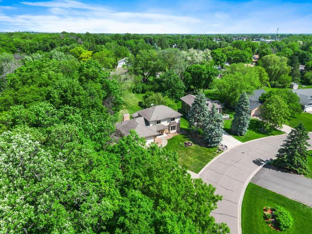 10130 31st Avenue N, Plymouth, MN 55441
