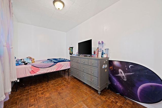 88 Pearl St, Stoughton, MA 02072