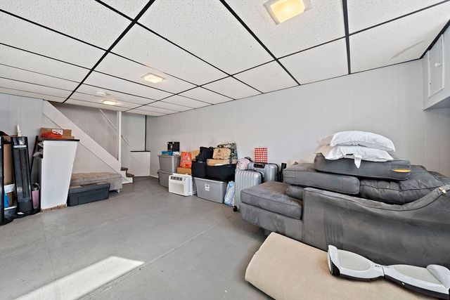 88 Pearl St, Stoughton, MA 02072