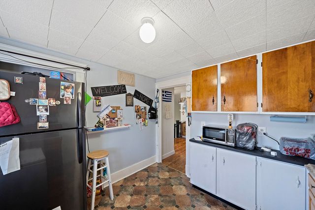 88 Pearl St, Stoughton, MA 02072