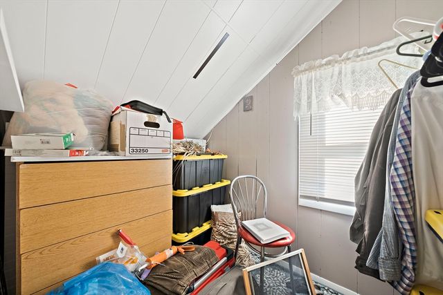 88 Pearl St, Stoughton, MA 02072