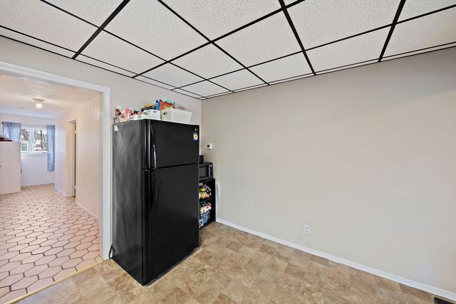 88 Pearl St, Stoughton, MA 02072