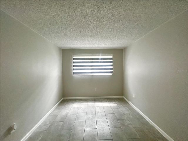 4906 VICTORIA DRIVE 103, Cape Coral, FL 33904