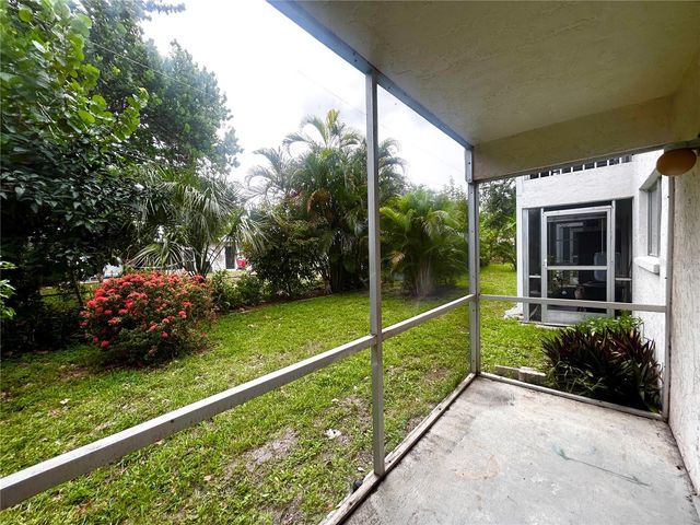 4906 VICTORIA DRIVE 103, Cape Coral, FL 33904