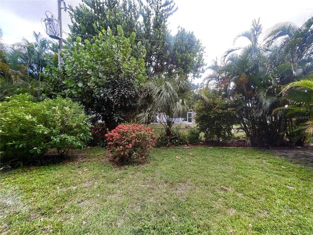 4906 VICTORIA DRIVE 103, Cape Coral, FL 33904